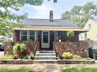616 Garfield Avenue, Elyria, OH 44035