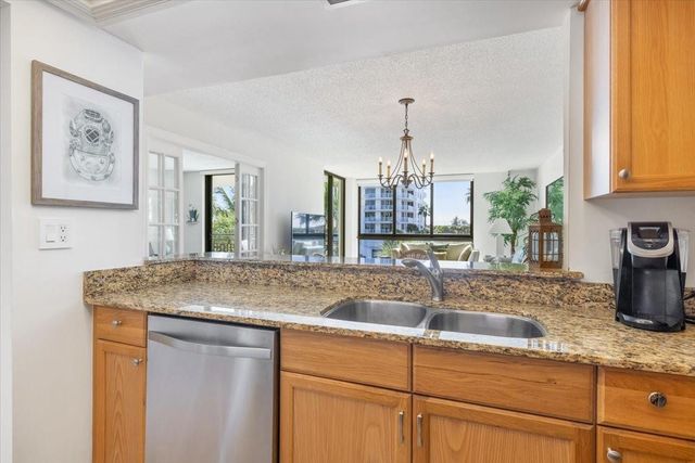 2800 N Highway A1a 307, Fort Pierce, FL 34949