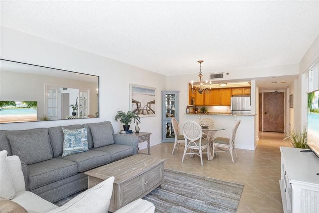 2800 N Highway A1a 307, Fort Pierce, FL 34949