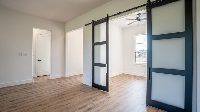 925 Bandon Dunes Drive, Fort Worth, TX 76028