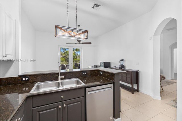 3747 SE 5th Ct, Homestead, FL 33033