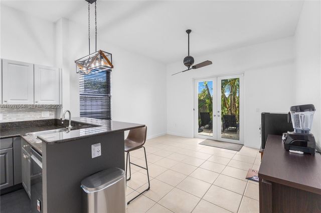 3747 SE 5th Ct, Homestead, FL 33033