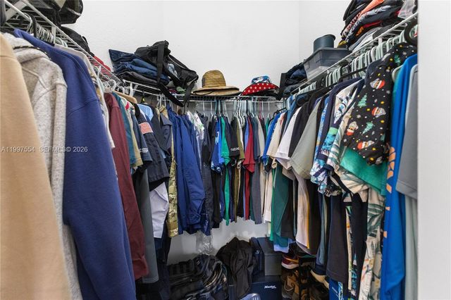 3747 SE 5th Ct, Homestead, FL 33033