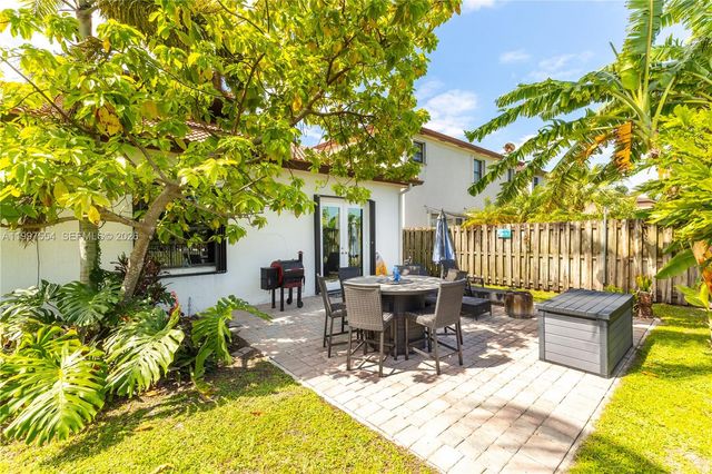 3747 SE 5th Ct, Homestead, FL 33033