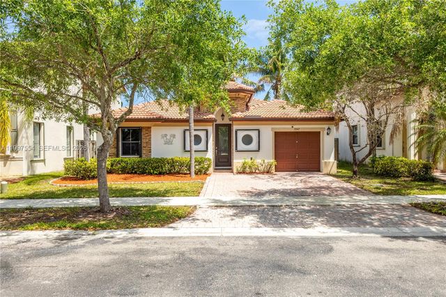 3747 SE 5th Ct, Homestead, FL 33033