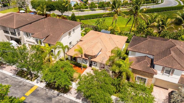 3747 SE 5th Ct, Homestead, FL 33033