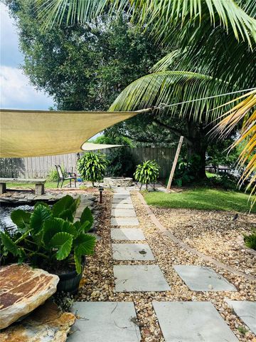 509 NE Solida Circle, Port St. Lucie, Port St Lucie, FL 34983