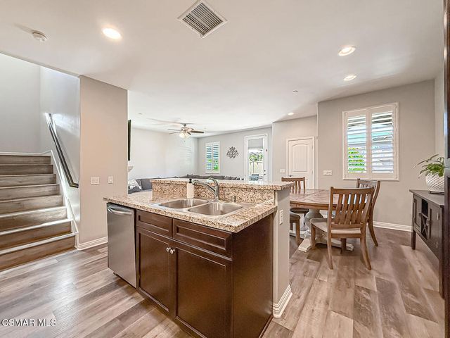 57 Secret Hollow Lane, Newbury Park, CA 91320