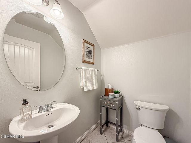57 Secret Hollow Lane, Newbury Park, CA 91320
