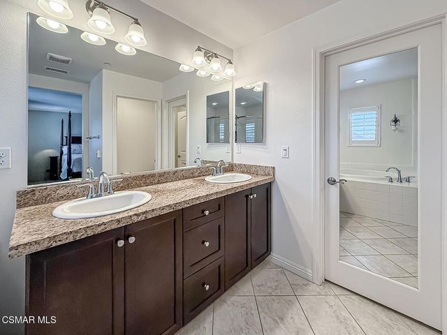 57 Secret Hollow Lane, Newbury Park, CA 91320