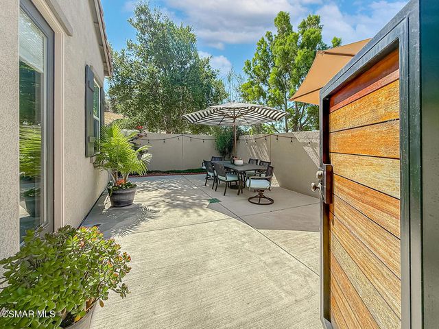 57 Secret Hollow Lane, Newbury Park, CA 91320