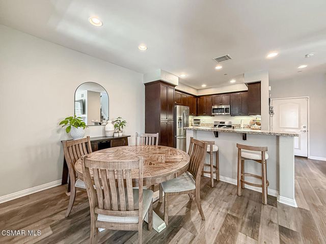 57 Secret Hollow Lane, Newbury Park, CA 91320