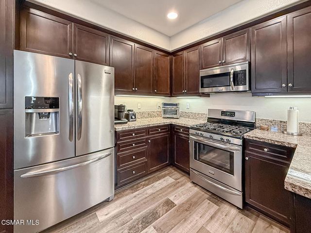 57 Secret Hollow Lane, Newbury Park, CA 91320