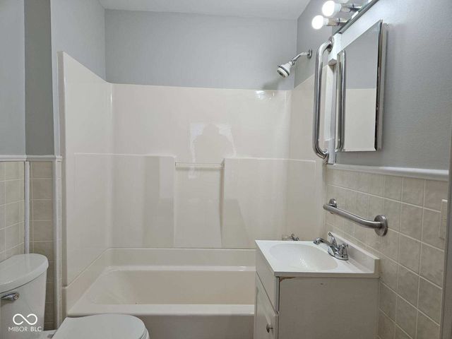 2610 E 8th Street, Anderson, IN 46012