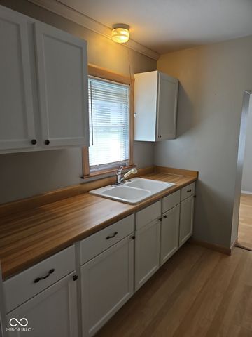 2610 E 8th Street, Anderson, IN 46012