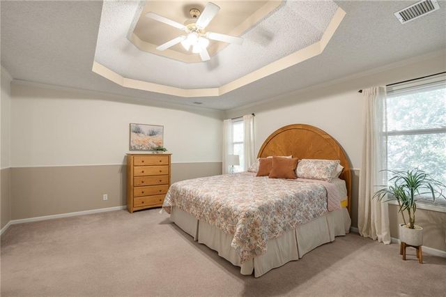 4508 NE Kingston Drive, Lee's Summit, MO 64064
