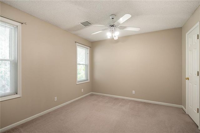 4508 NE Kingston Drive, Lee's Summit, MO 64064