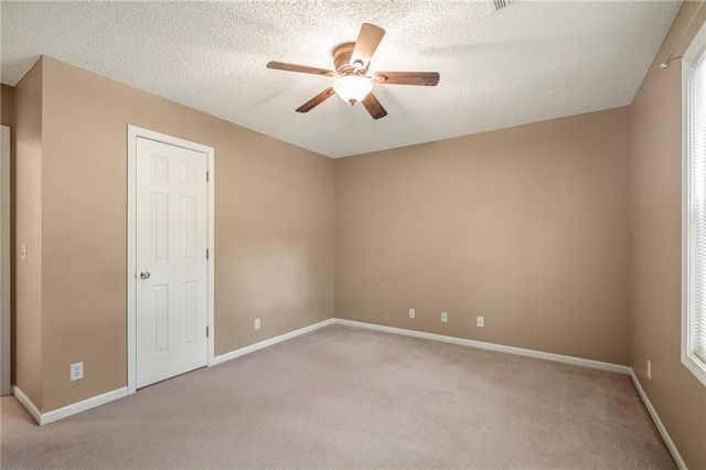 4508 NE Kingston Drive, Lee's Summit, MO 64064