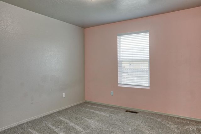 11719 Altamont St, Caldwell, ID 83607