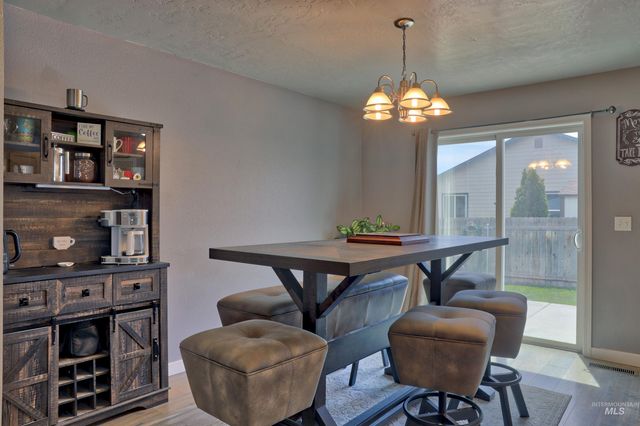 11719 Altamont St, Caldwell, ID 83607
