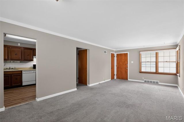 1417 Corinth Drive, St Louis, MO 63137