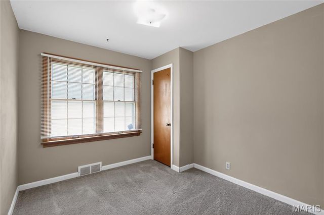 1417 Corinth Drive, St Louis, MO 63137