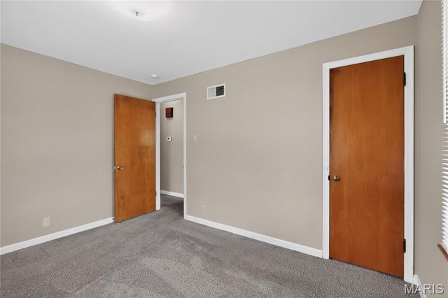 1417 Corinth Drive, St Louis, MO 63137