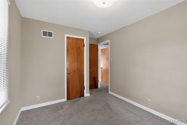1417 Corinth Drive, St Louis, MO 63137