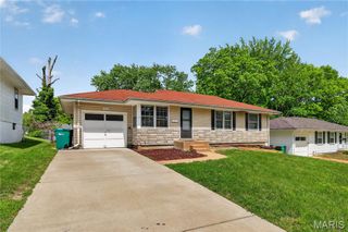 1417 Corinth Drive, St Louis, MO 63137