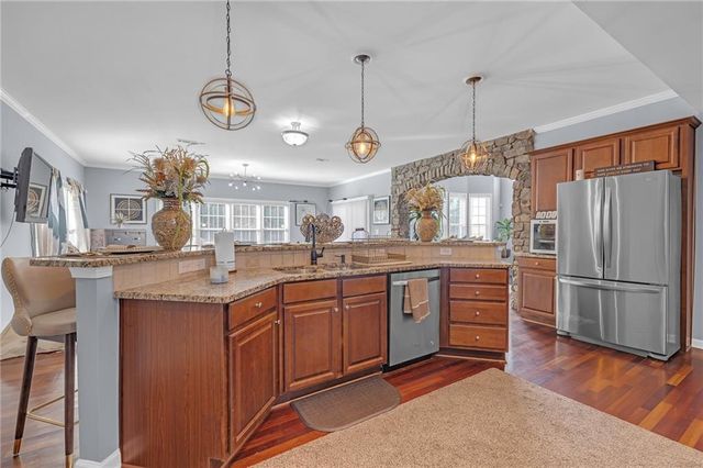 604 Arbor Ridge, Loganville, GA 30052