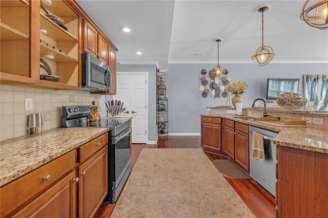 604 Arbor Ridge, Loganville, GA 30052