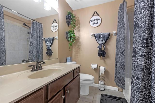 604 Arbor Ridge, Loganville, GA 30052