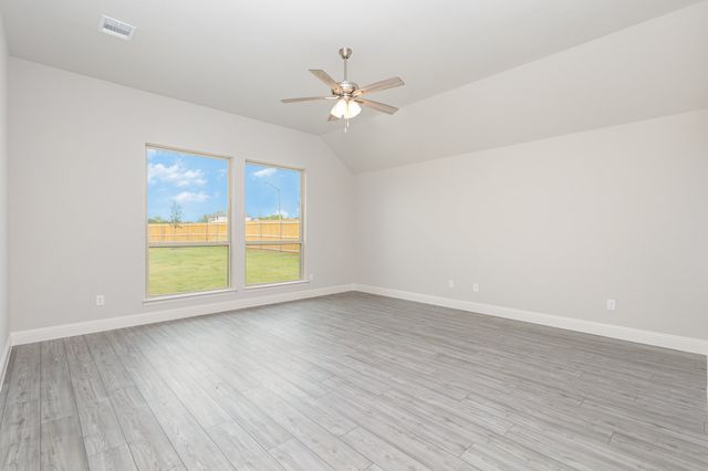 1908 Comanche Drive, Desoto, TX 75115