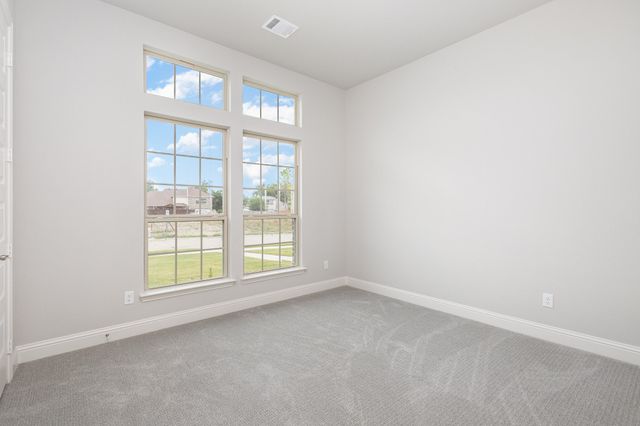 1908 Comanche Drive, Desoto, TX 75115