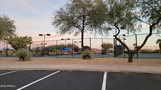 3352 E CHERRY HILLS Place, Chandler, AZ 85249