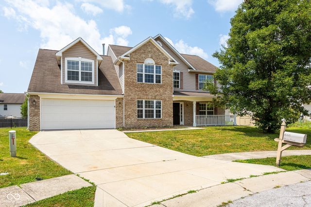 1088 Dusty Court, Greenwood, IN 46143