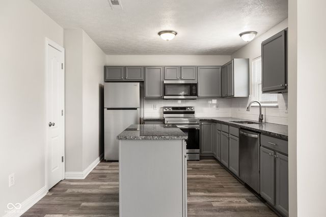 1088 Dusty Court, Greenwood, IN 46143