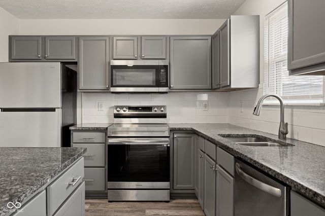 1088 Dusty Court, Greenwood, IN 46143