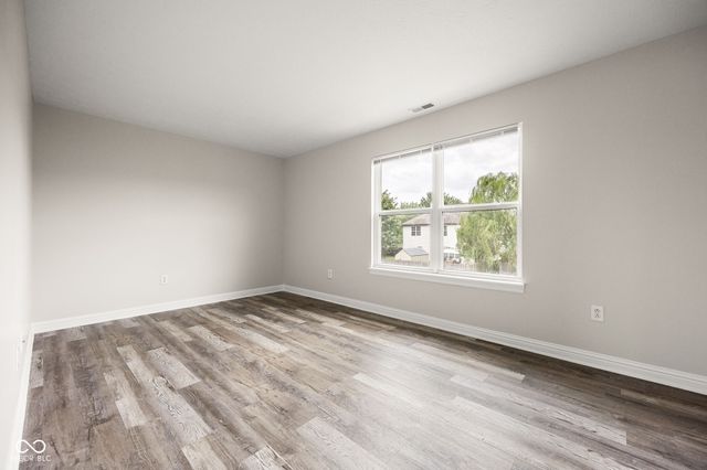 1088 Dusty Court, Greenwood, IN 46143