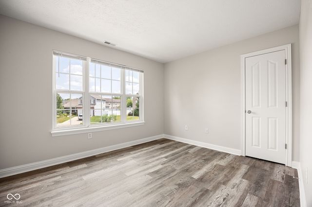 1088 Dusty Court, Greenwood, IN 46143