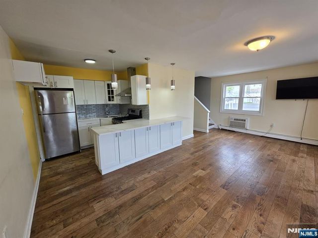 583 Main 9, Paterson, NJ 07503