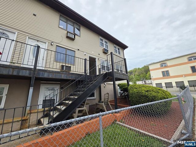 583 Main 9, Paterson, NJ 07503