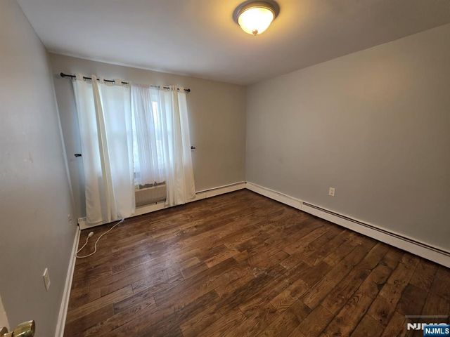 583 Main 9, Paterson, NJ 07503