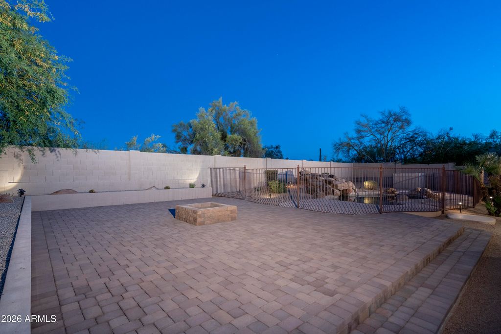Image 29 of property listing at 4819 E LONESOME Trail, Cave Creek, AZ 85331
