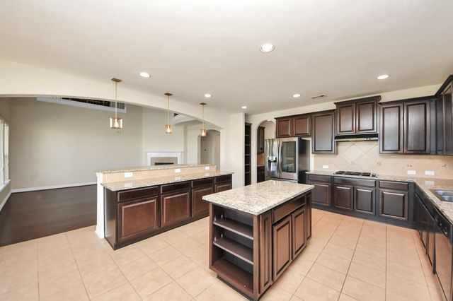 9939 Clear Diamond Drive, Rosharon, TX 77583