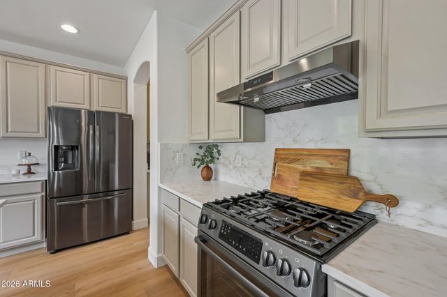 8356 W BUCKHORN Trail, Peoria, AZ 85383