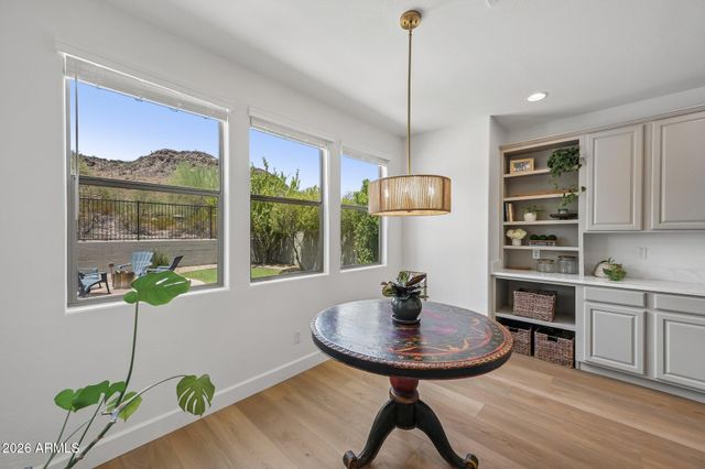 8356 W BUCKHORN Trail, Peoria, AZ 85383