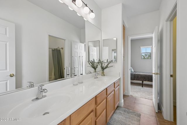 8356 W BUCKHORN Trail, Peoria, AZ 85383