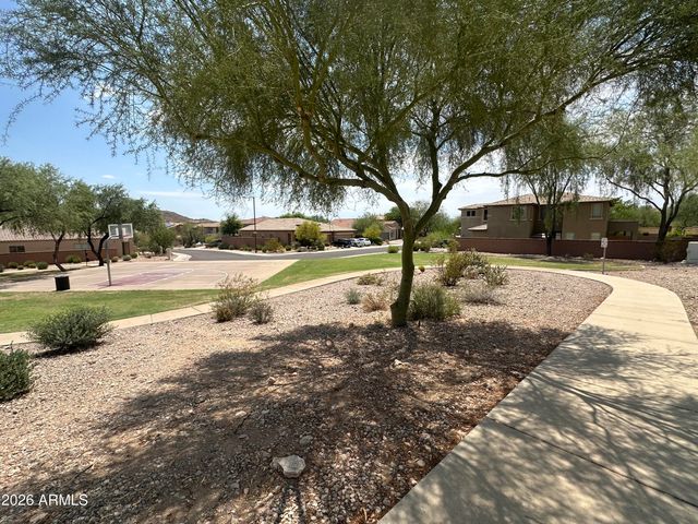 8356 W BUCKHORN Trail, Peoria, AZ 85383