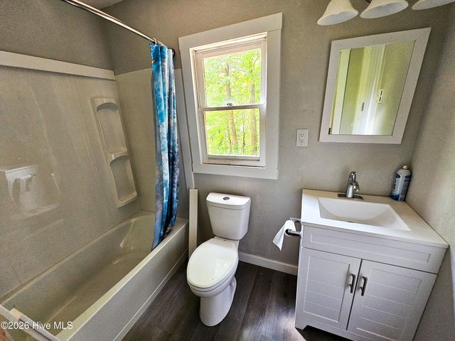 128 Manor Drive A & B, Hayesville, NC 28904